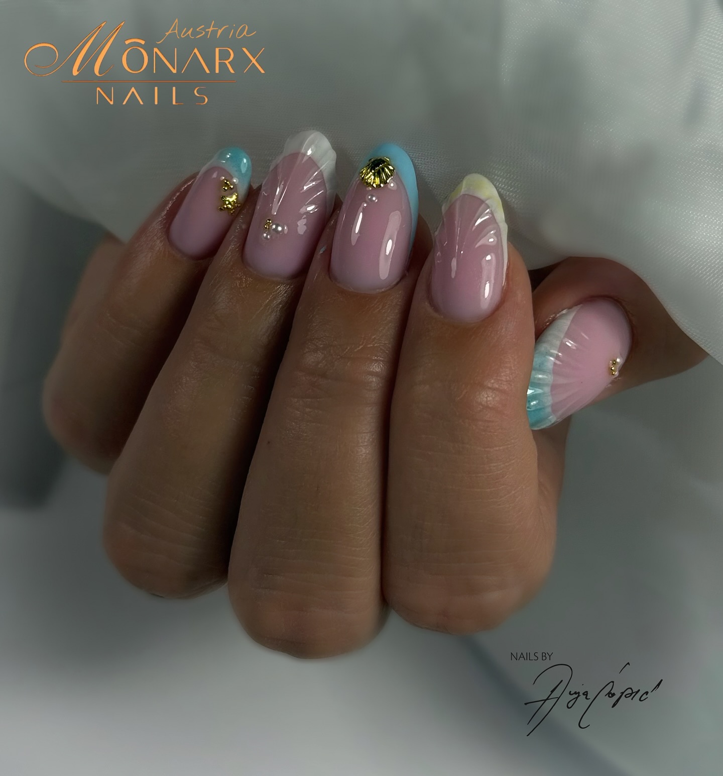 Atmospheric Nail Shot